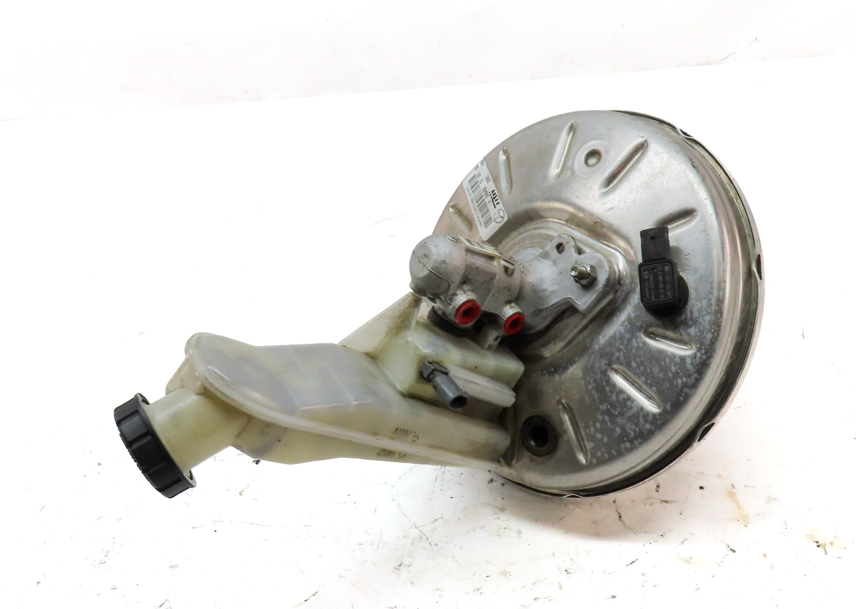 13-20 MERCEDES B CLA GLA (C117 W246 X156) POWER BRAKE BOOSTER w/ MASTER CYLINDER — exact item pictured